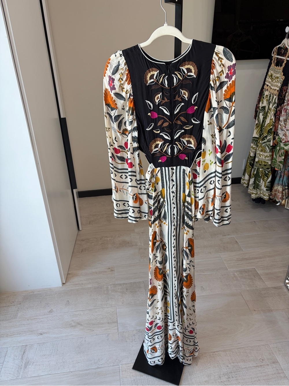 FARM RIO Cutout Embroidered Printed Crepe de Chine Maxi Dress - Picture 8 of 12